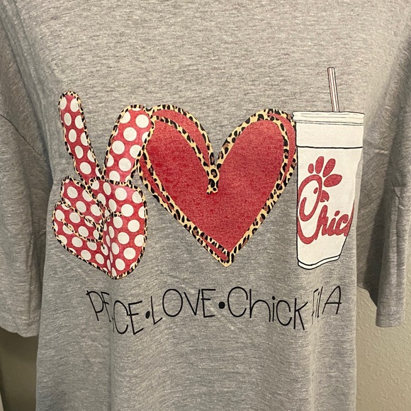 Gray Graphic T-Shirt with Peace Love Chick-fil-A Design 5 for $20 - Picture 2 of 7